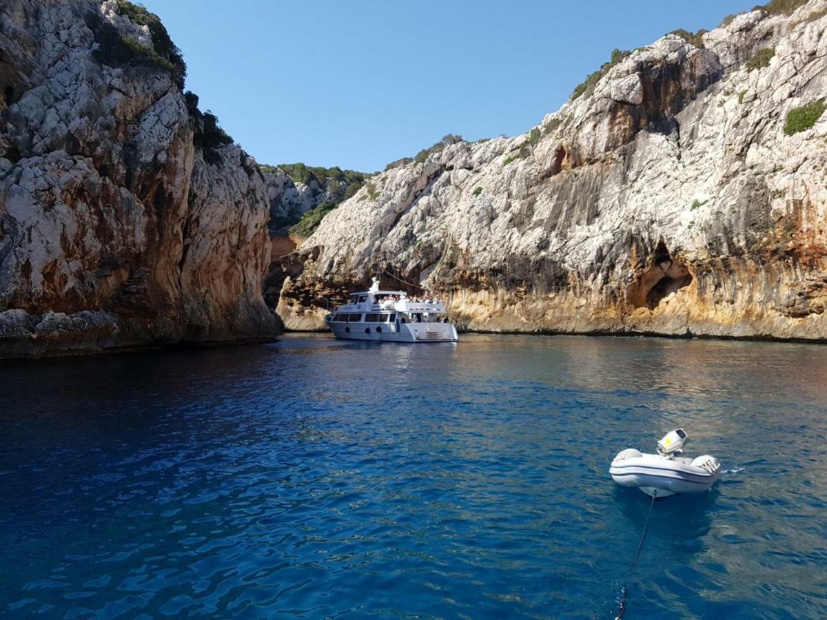Seliche Hotel Cala Gonone Eksteriør billede